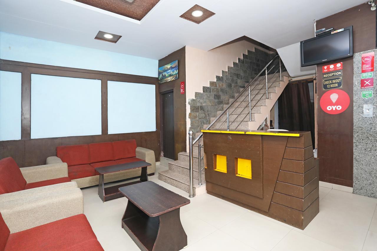 Oyo 10755 Anand Palace Hotel Jaipur